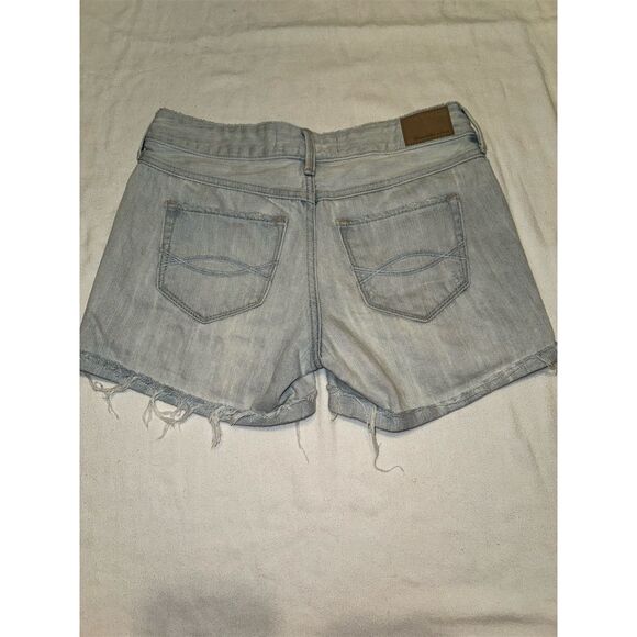 Abercrombie & Fitch  Low Rise Distressed Jean Shorts Size 0 Blue Casual Summer - Picture 3 of 5